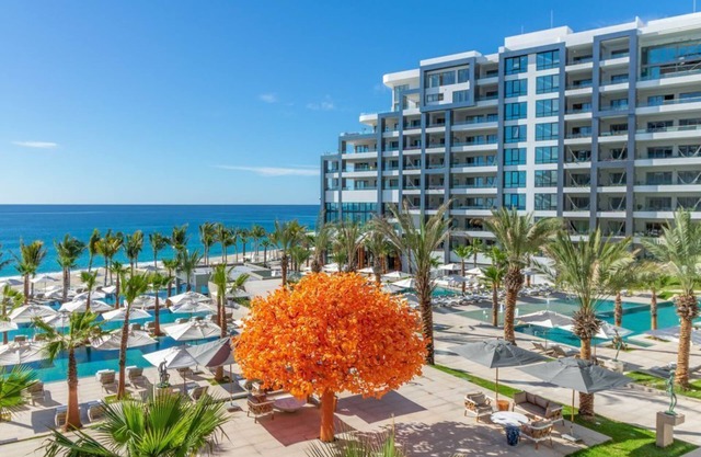 GARZA CABO 4BR/3.5BA STUNNING BEACHFRONT SUITE in Spectacular Cabo San Lucas