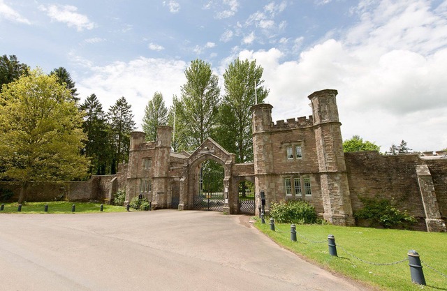 GATEHOUSE EVE LODGE EN UN ENTORNO IMPRESIONANTE