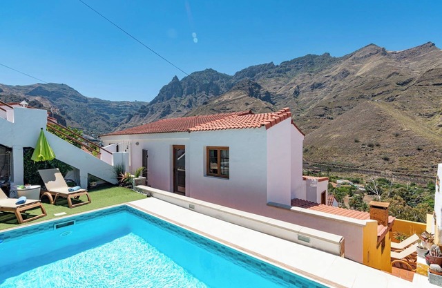 GC0366 Casa con piscina climatizada en el Valle de Agaete