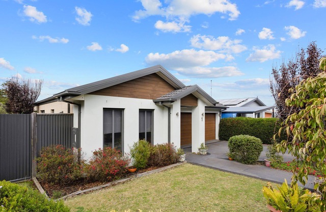 Gemstone at Sunderland Bay