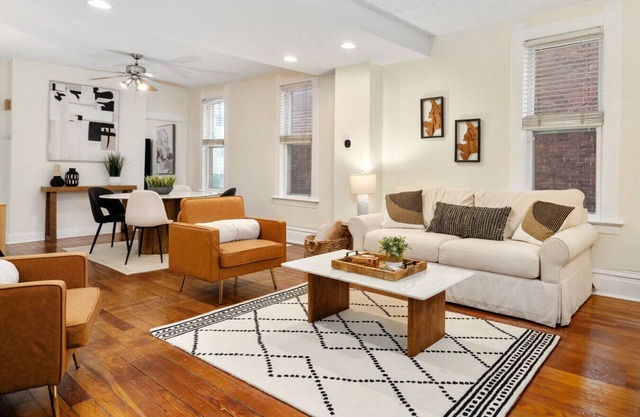 German Village Cottage - 2BR 2BA Home with Patio