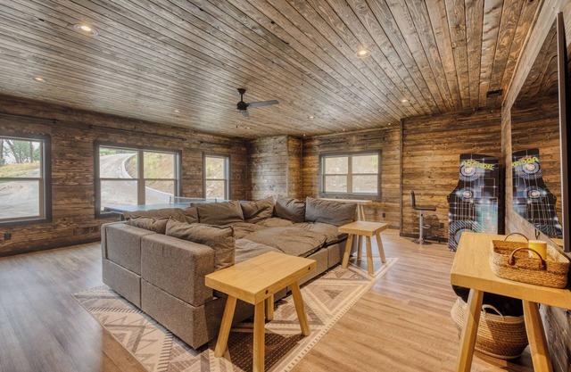 Get away and relax at Elk Ridge, a modern lodge in the mountains of Ruidoso.