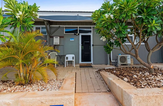 Getaway Villas Unit 38-7 - comfort on a budget