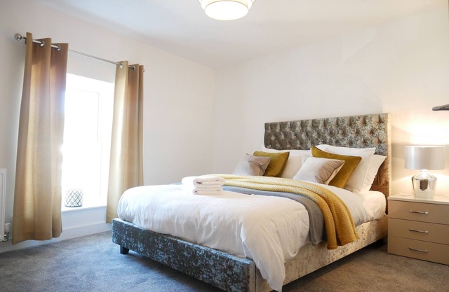 Gill Gardens Penthouse