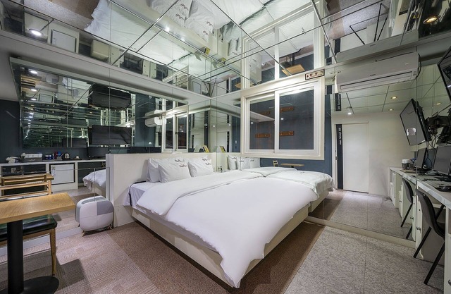 Gimhae Eobang-dong 9to9