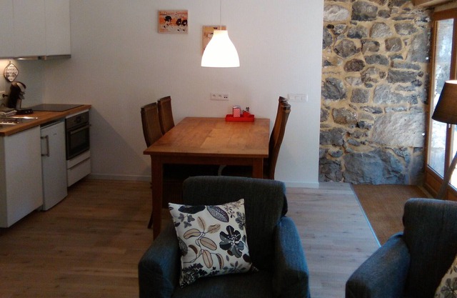 Gite MUROL - Atelier de Charpentier - vista al castillo - hermoso jardín