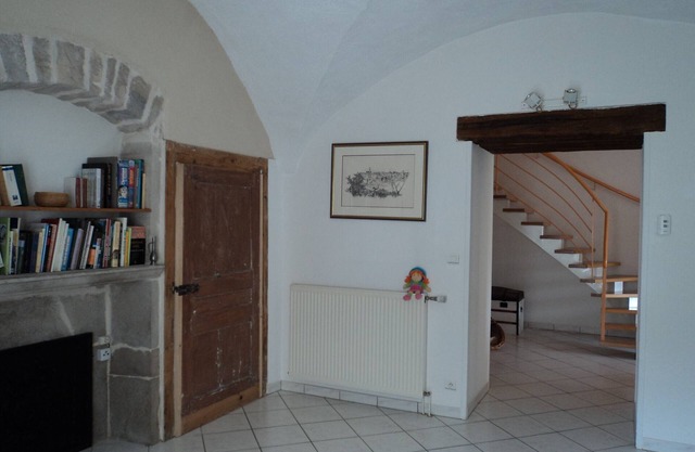 CASA de encanto 160 M2 3 orejas sector JURA Baume les M. y lago Chalain