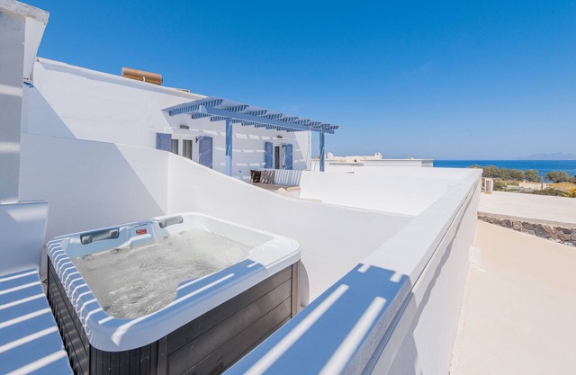 Golden Sunrise Suites