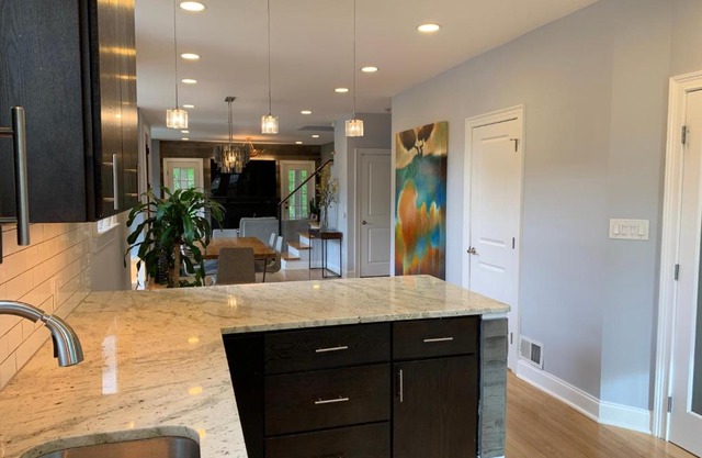 Gorgeous 3BR Colonial House with a Backyard Oasis