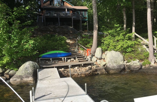 Hermosa casa frente al lago en el lago Sebago!
