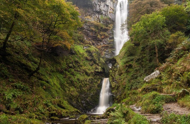 Preciosa y espaciosa casa galesa larga situada en 4 acres - Excelentes vistas.