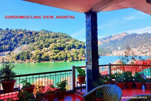 Goroomgo Lake View Mall Road Nainital - Mountain View & Spacious Room