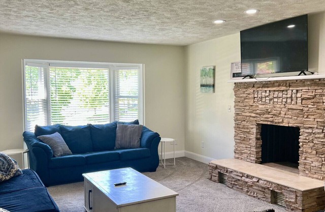 GOTL Winery Mansion- Sunset Vacation Rentals