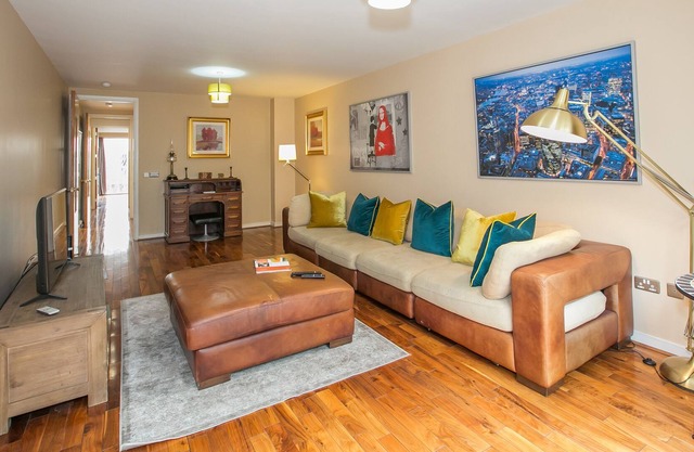 Grand Canal Quay - Fantástico dúplex de 3 dormitorios / 2 baños - capacidad para 7