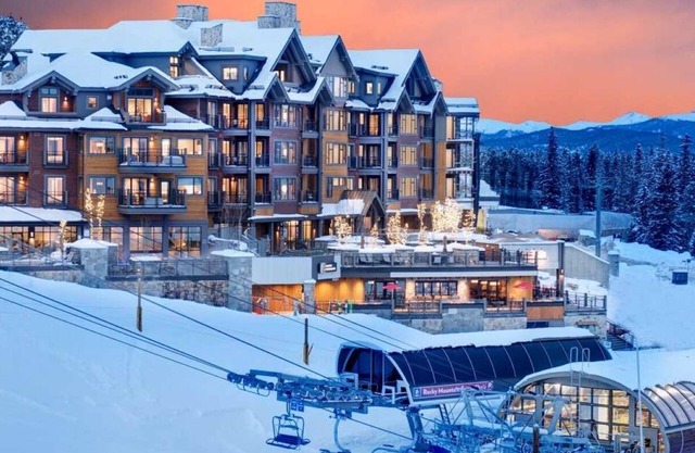 Grand Colorado Peak 8 Studio Residence ¡Entrada y salida de esquí!