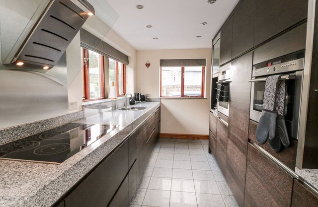 GRANGE VIEW, with open fire in Kirkby Malzeard