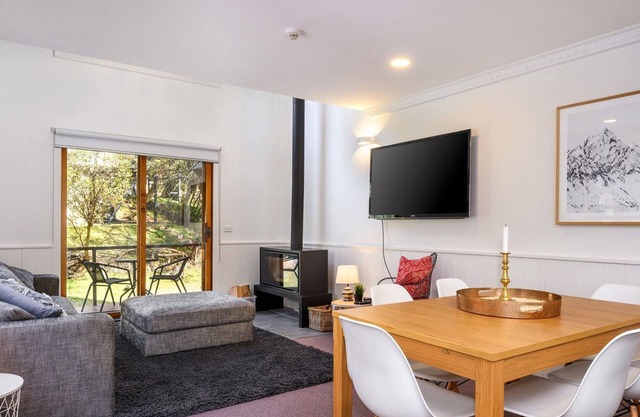 Granite Peaks 4 - Woodridge