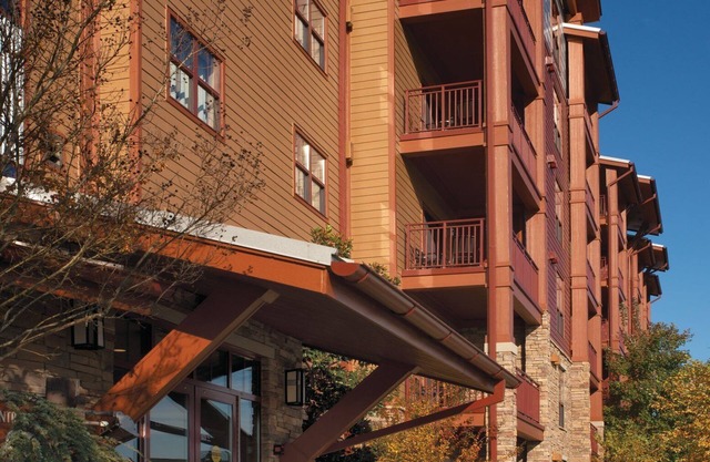 Gran Smokies Lodge Vacation Resort!