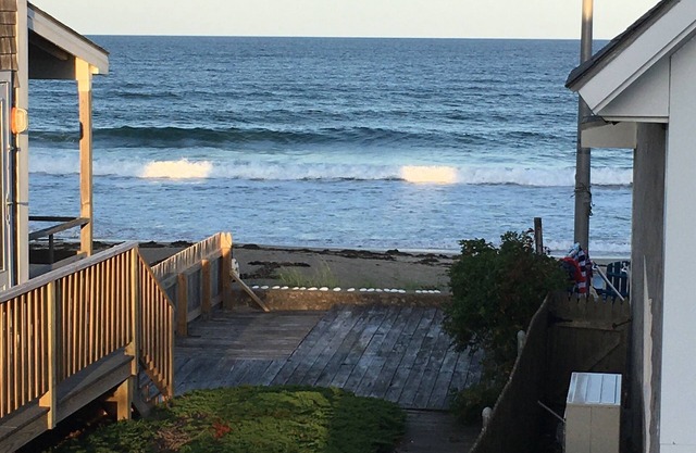 Great Spot! Moody Beach, PRIVATE BEACH!!