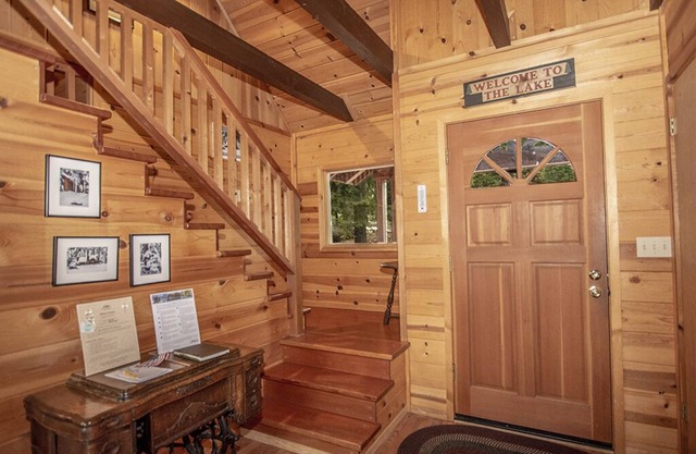 Green's Haven: casa de 2 dormitorios / 2 baños y alquiler de esquí en Carnelian Bay, capacidad para 6