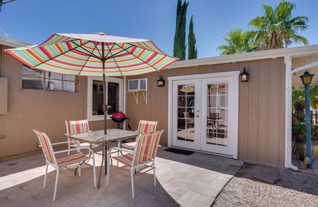 Green Valley Home w / Pool Access cerca de Golf y U de A