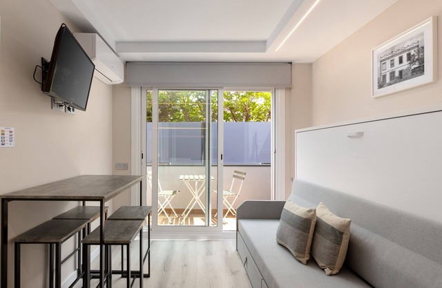 Gregal - Apartahotel con Piscina