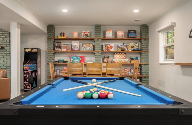 Group & Family-Friendly | Game Room | Sleeps 14