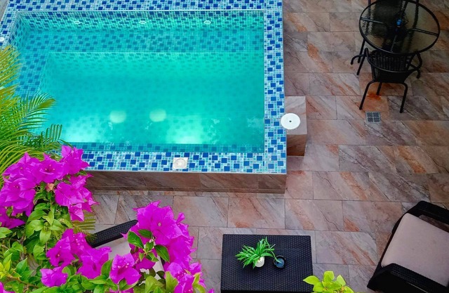 Guest friendly 7 bdrm villa