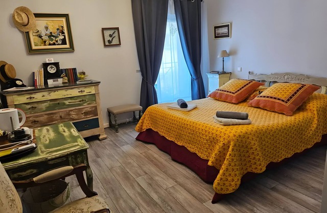 Casa de huéspedes 'Chambre Marcel Pagnol' con terraza compartida, Wi-Fi y aire acondicionado