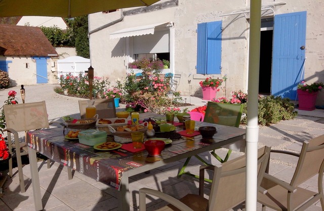 HERMOSA CASA RESTAURADA CON 3 DORMITORIOS-5 CAMAS - 12 PERSONAS