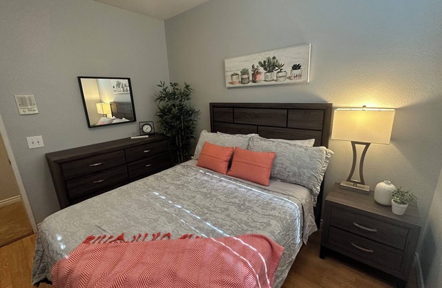 Guest suite “attached”– fully private with its own entrance and bathroom.