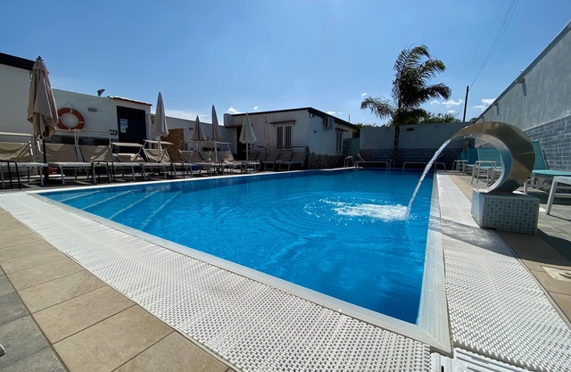 Casa de huéspedes con piscina, wifi, aparcamiento. No muy lejos de Sorrento, Nápoles y Amalfi