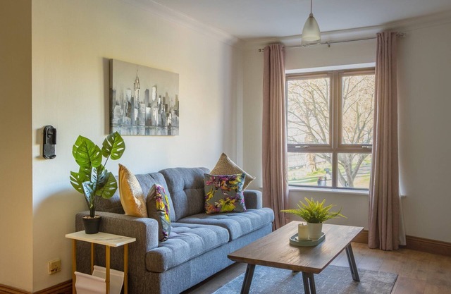 GuestReady - Retiro familiar junto al río Liffey