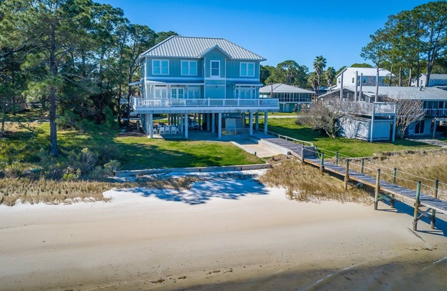 Angler's Paradise! 5BR Deep Water Home w/ Dock – Prime Red Snapper Season Dates Available!
