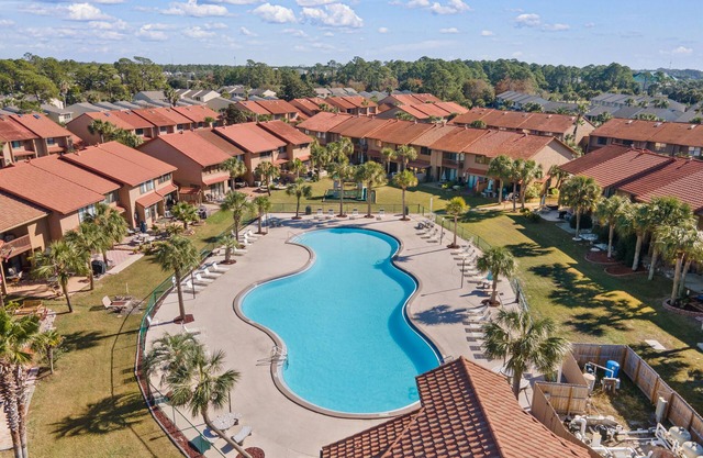 Gulf Highlands by Book That Condo
