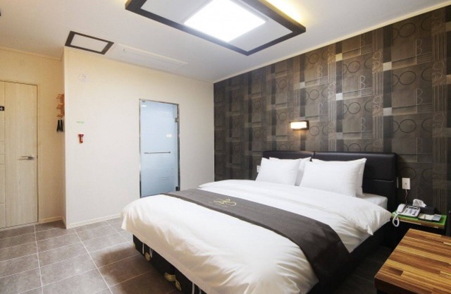 Gwangju Chungjangro Gold Brown Hotel