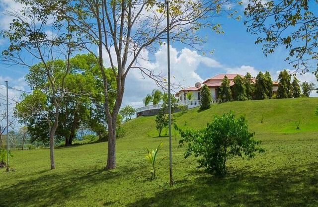 Hacienda Alcazar - Live the Experience