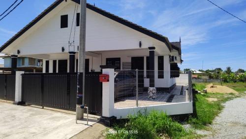 Hadeera Minimalis Family Homestay