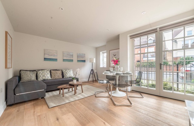 Hampden Apartments - the Diana