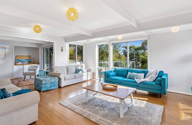 Happy Campers - Pet friendly beach family home