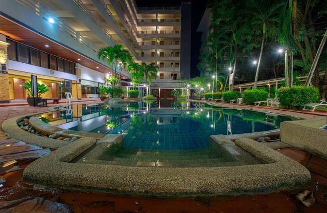Hatyai Paradise Hotel & Resort