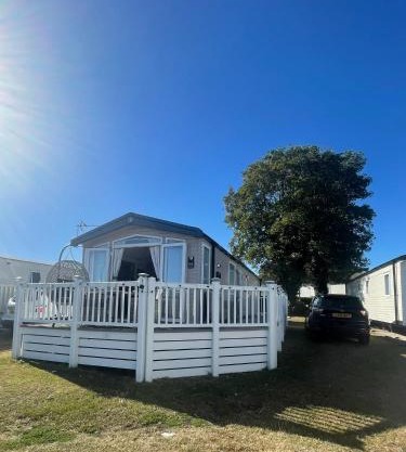Haven caravan Kent coast sleeps 6 with WiFi