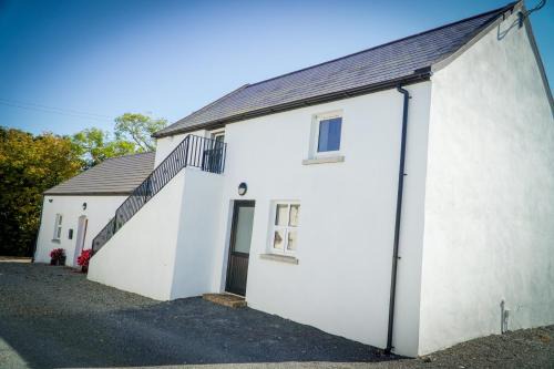 HAYLOFT, Hottub with views