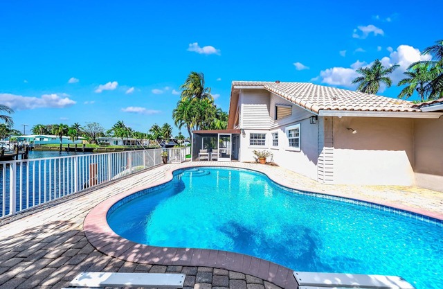 Heated Pool! Waterfront+Kayak! Close 2 Beach!