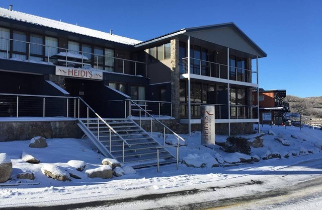 Heidis Unit 1 Smiggin Holes. Quédate en la nieve con estacionamiento.