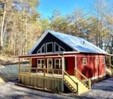 Helen's Hideaway-Wooded seclusion 1 mile to Deep Creek Smoky Mtn Park