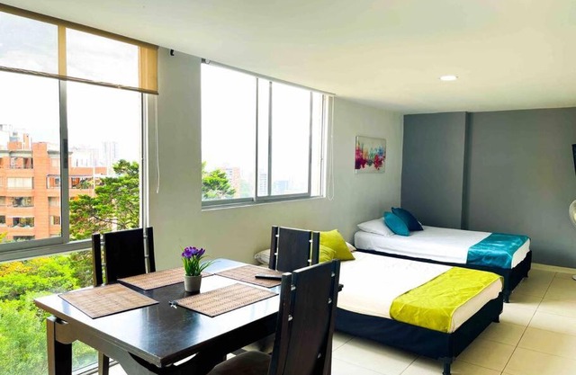 Hermoso apartamento cerca al Provenza y al tesoro