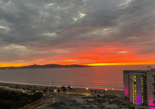 Hermoso y amplio Departamento frente al mar