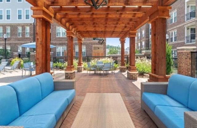 Herons Cove, Elevator, 4th Floor Views, Gym, Pool