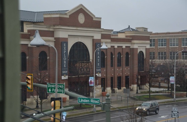 Hershey Smores, Apt #2 Renovated 1 bedroom apt, full kitchen and pull out sofa